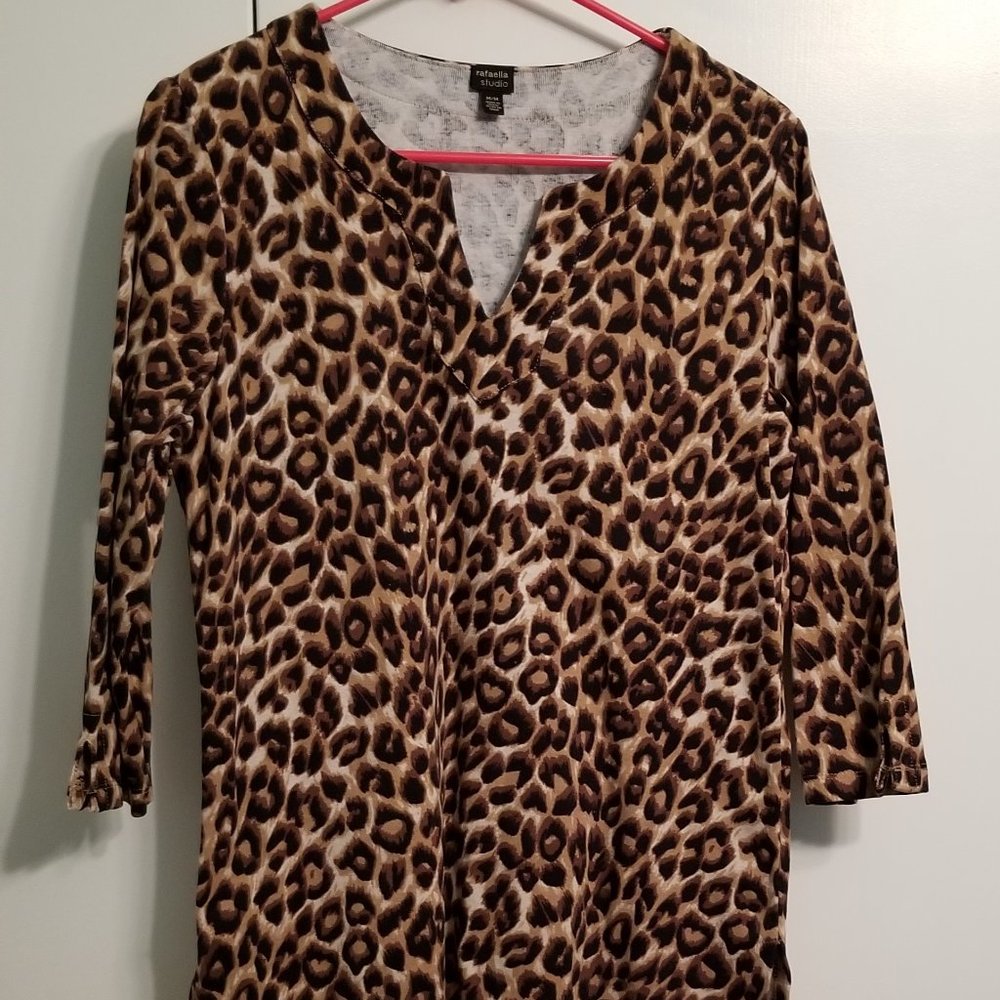 rafaella studio Leopard print top Medium 3/4 sleeve